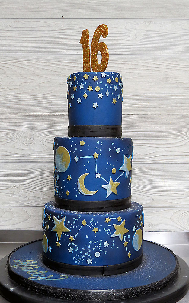 Sweet 16 Gold and Silver Stars Cake