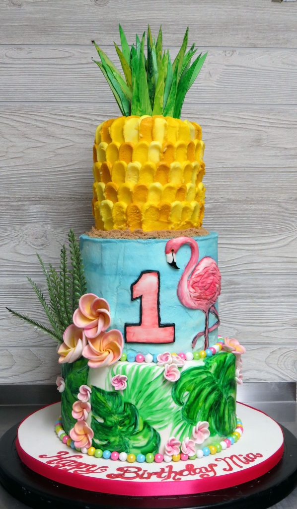 Flamingo Pineapple Cake
