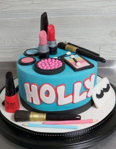 Make-Up Cake